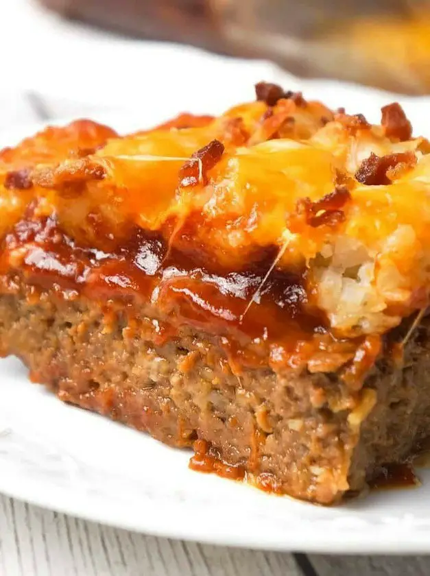 Cheesy Tater Tot Meatloaf Casserole