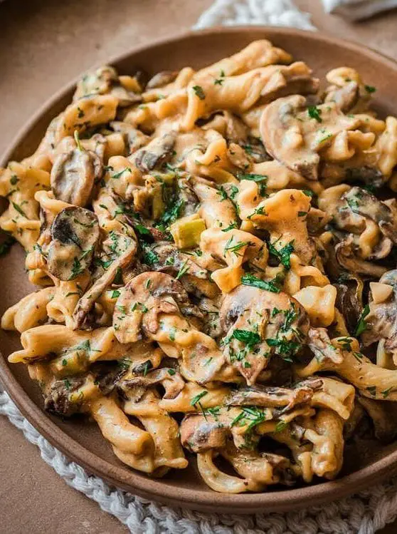 Creamy Vegan Mushroom Stroganoff