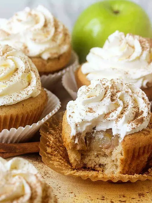 Apple Pie Cupcakes