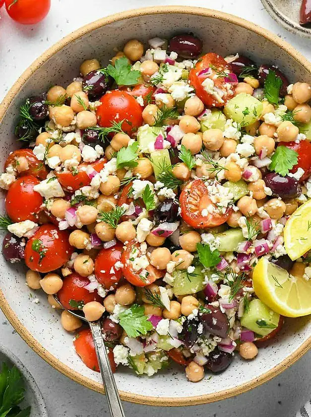 Mediterranean Chickpea Salad