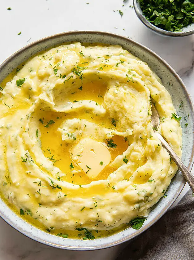 Herb and Garlic Mashed Potatoes