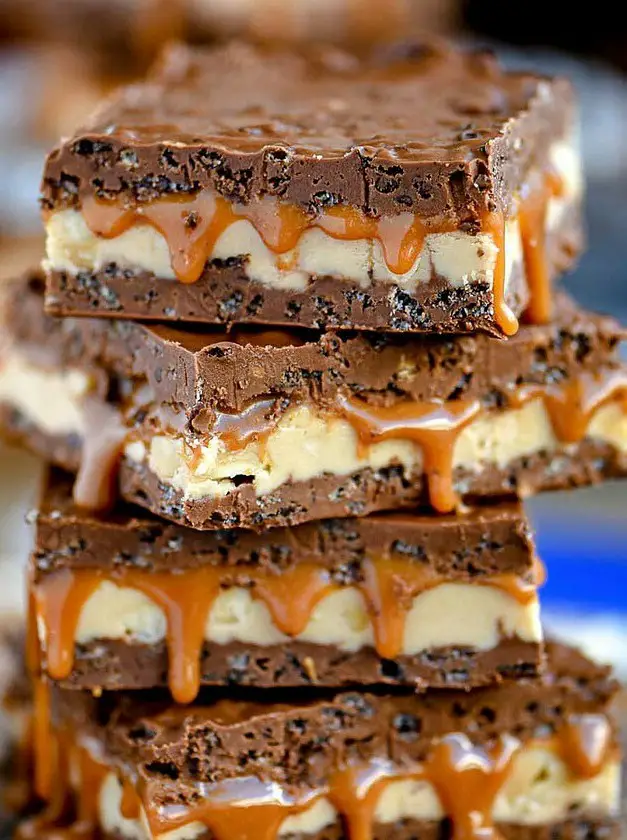 No Bake Crispy Snickers Bars