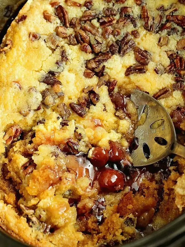 Slow Cooker Cherry Pineapple Dump Cake