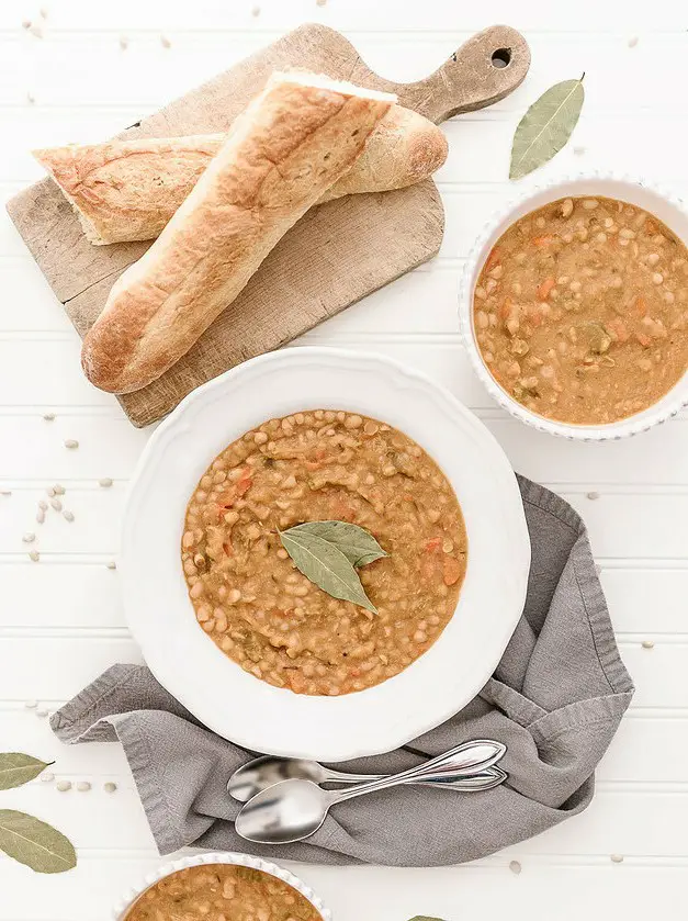 Slow Cooker Navy Bean Soup