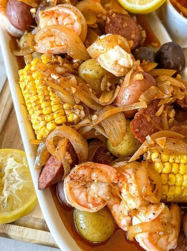 Shrimp Boil with Garlic Butter Sauce