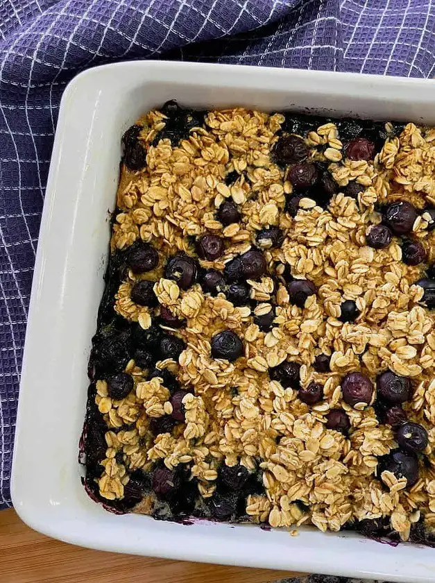 Healthy Blueberry Baked Oatmeal