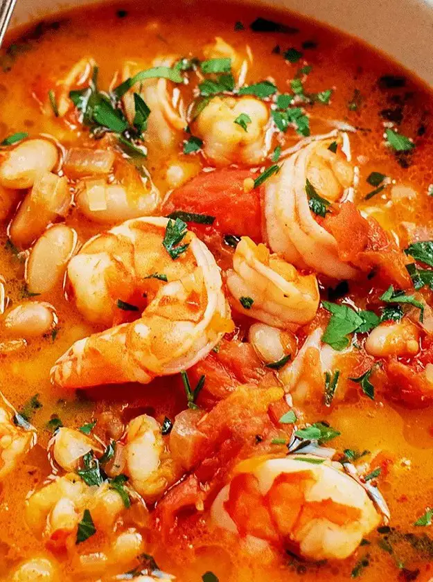 Easy Shrimp and White Bean Soup