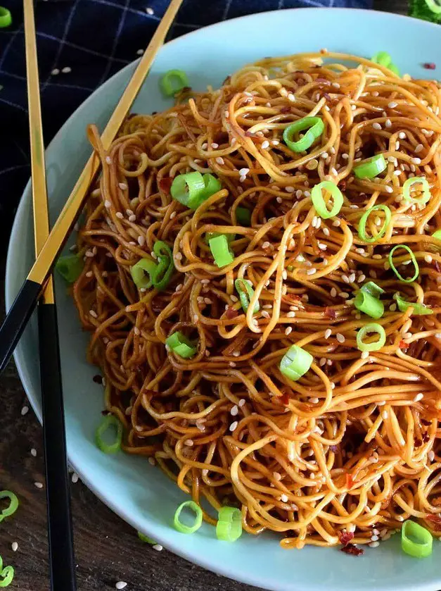 Garlic Sesame Lo Mein