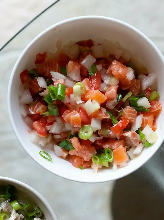 Lomi Lomi Salmon