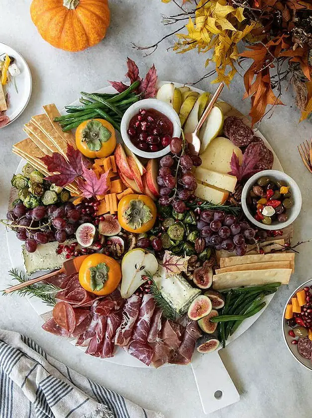 Thanksgiving Appetizer and Cheese Platter