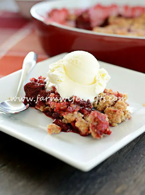 Strawberry-Rhubarb Crisp