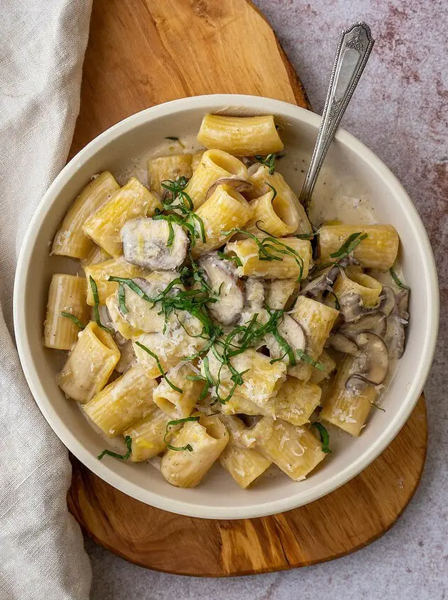 Mushroom Alfredo Pasta