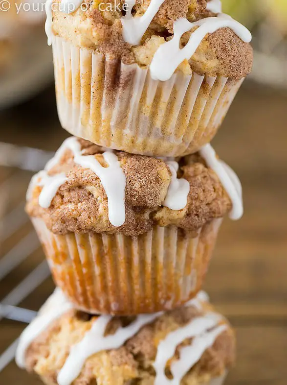 Apple Snickerdoodle Muffins