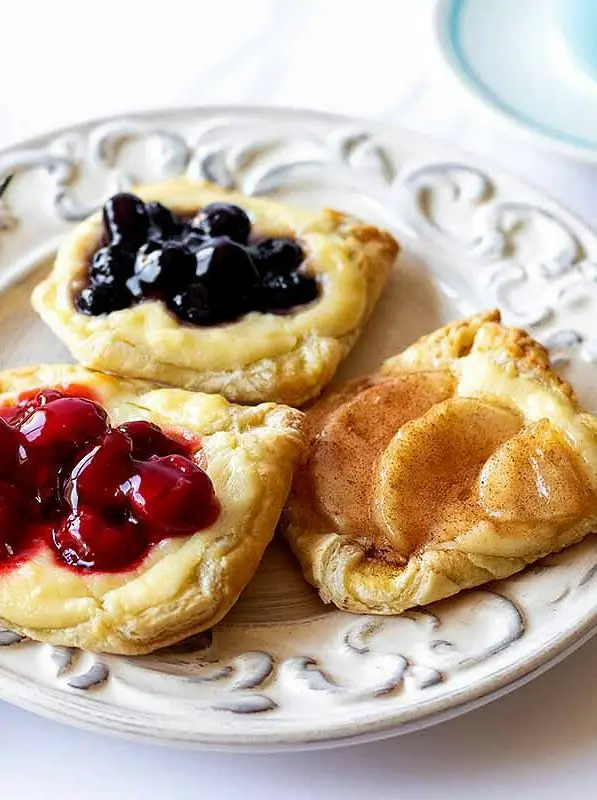 Easy Breakfast Cheese Danish