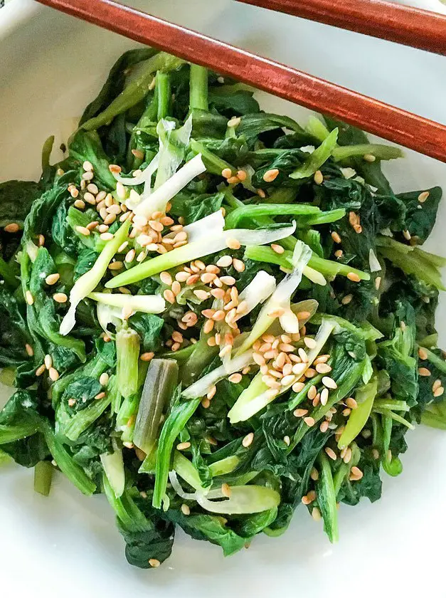 Korean Seasoned Spinach Side Dish