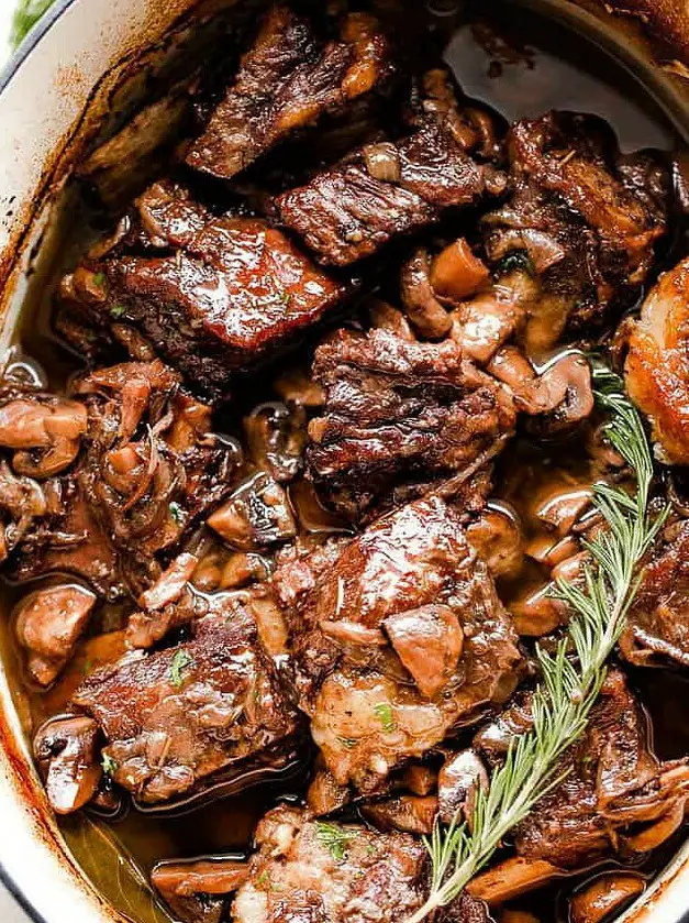 Slow Cooker Red Wine Braised Short Ribs