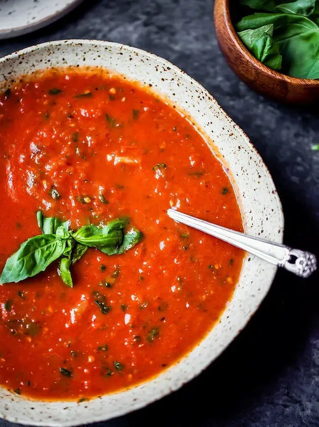 Homemade Roasted Tomato Basil Soup