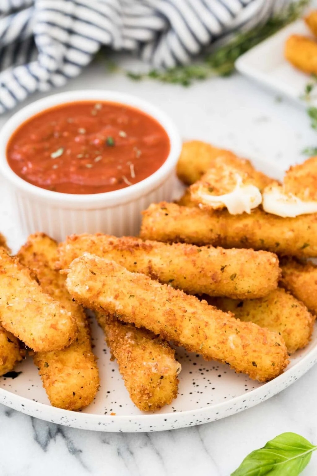 MOZZARELLA STICKS