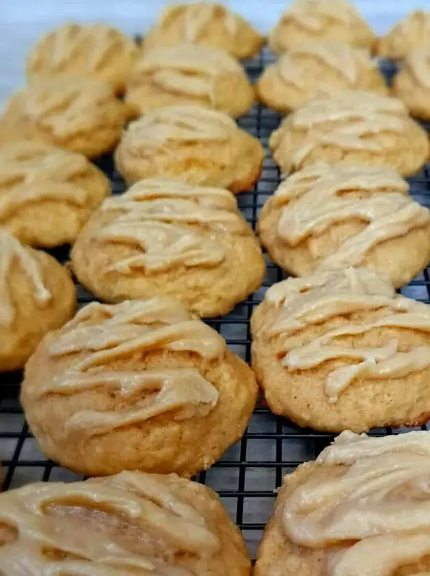 Amish Buttermilk Cookies