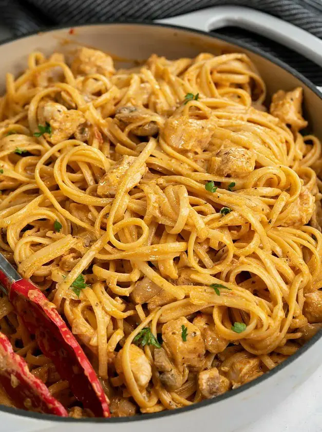 Spicy Mushroom Chicken Pasta