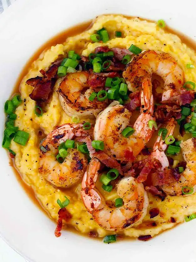 Easy Classic Shrimp and Grits