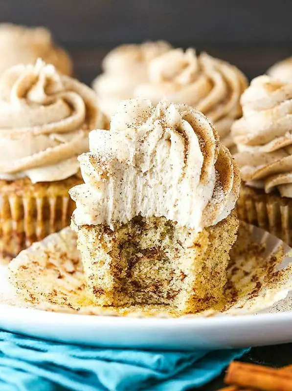 Cinnamon Sugar Swirl Cupcakes