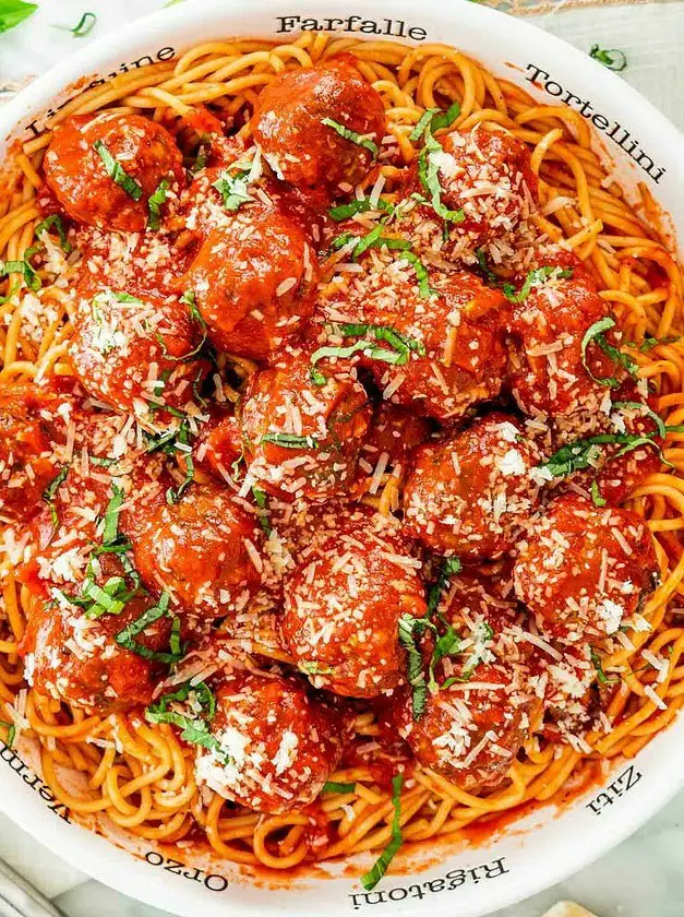 Spaghetti and Meatballs