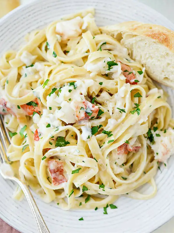 Garlicky Lobster Fettuccine Alfredo