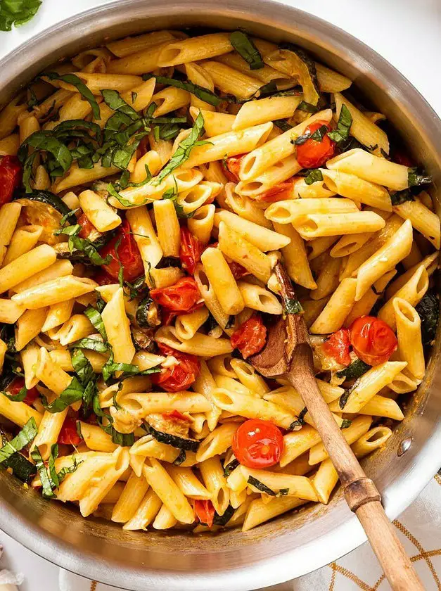 Tomato Zucchini Summer Pasta