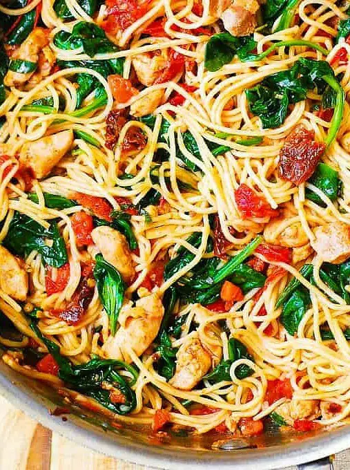 Tomato Spinach Chicken Spaghetti