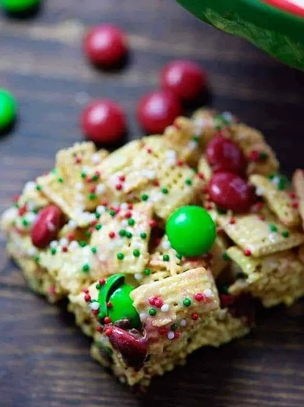 Christmas Crunch Cereal Bars