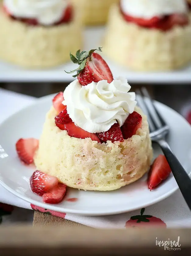 Homemade Strawberry Shortcakes