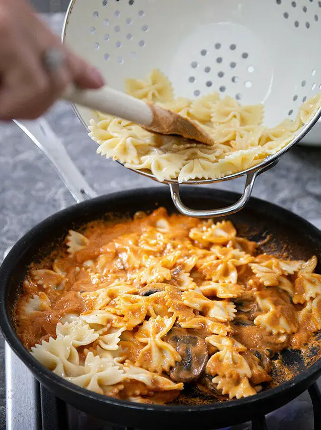 Vegan Creamy Tomato Sauce