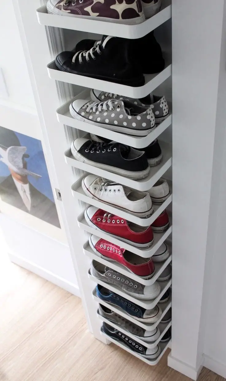 HALLWAY SHOE CLOSET