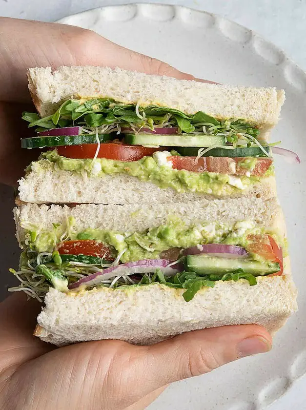 Vegetarian Avocado Sandwich