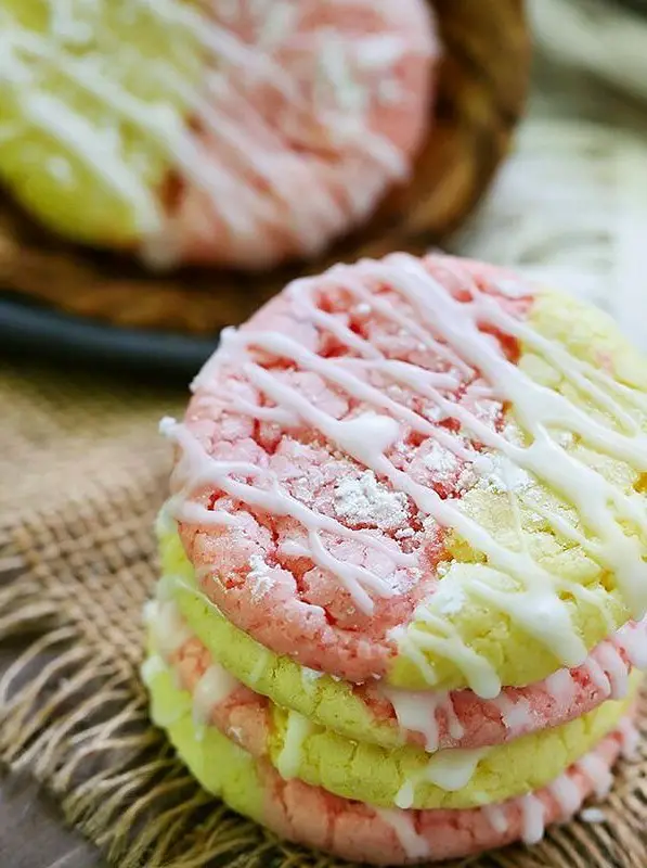 Strawberry Lemonade Cookies