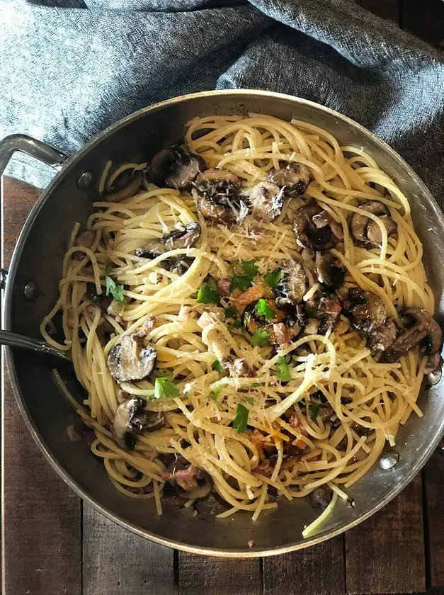 Pasta with Pancetta and Mushrooms