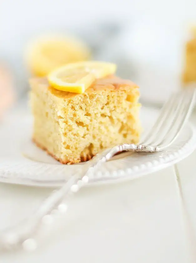 Lemon Sourdough Cake