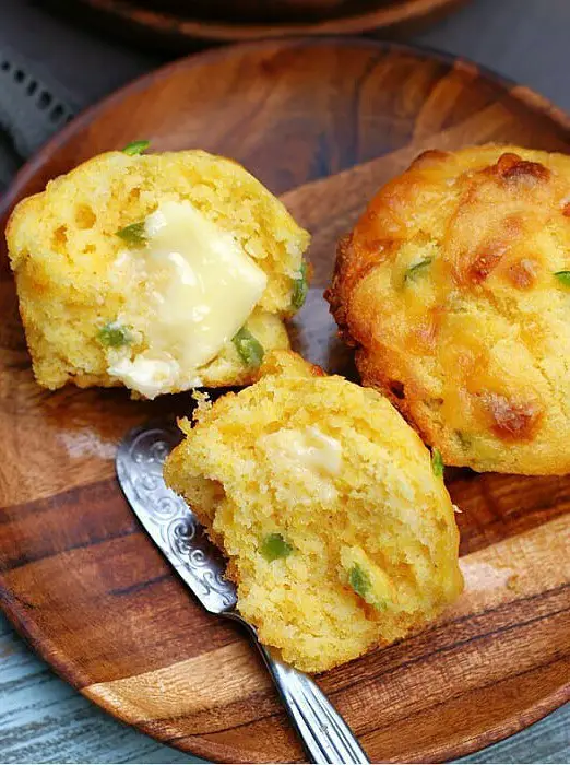 Cheddar Jalapeno Cornbread Muffins