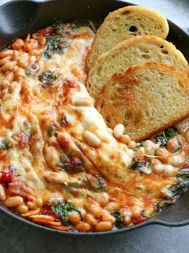 Cheesy White Bean Tomato Bake