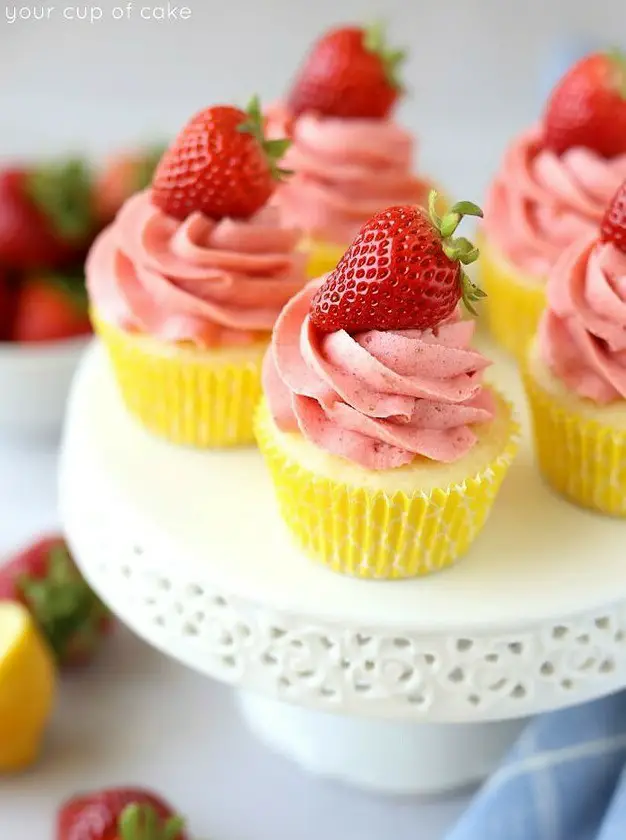 Strawberry Lemonade Cupcakes