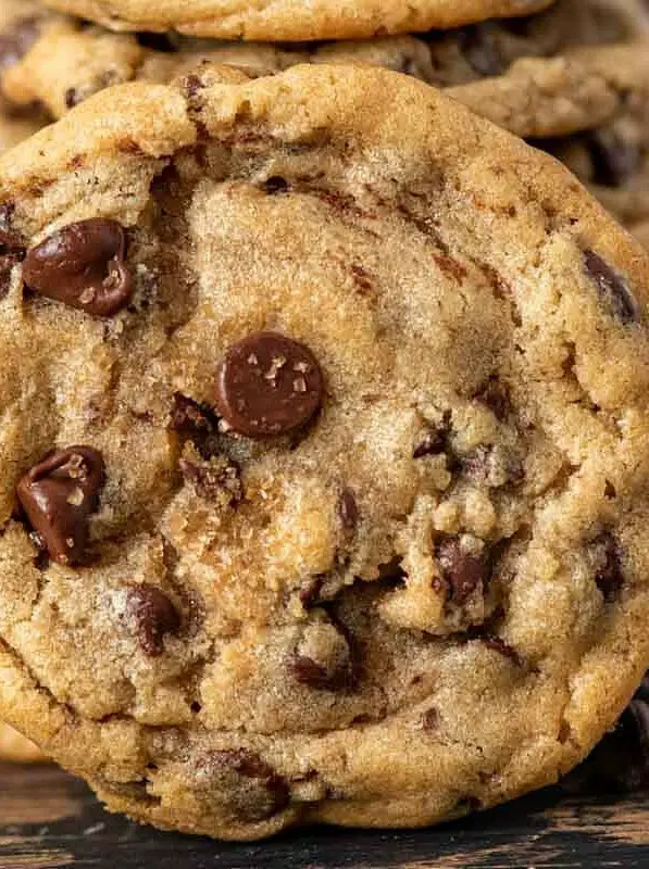 Bakery Style Chocolate Chip Cookies