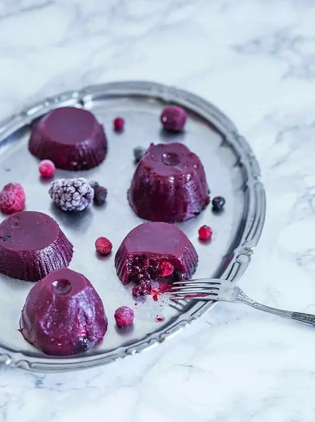 Easy Berries Congealed Salad