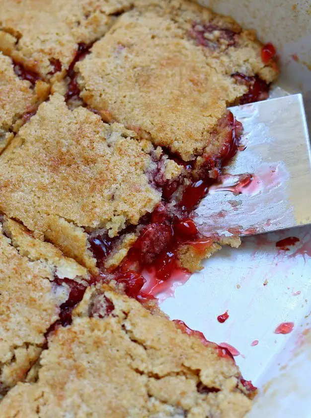 Slow Cooker 3 Ingredient Cherry Dump Cake