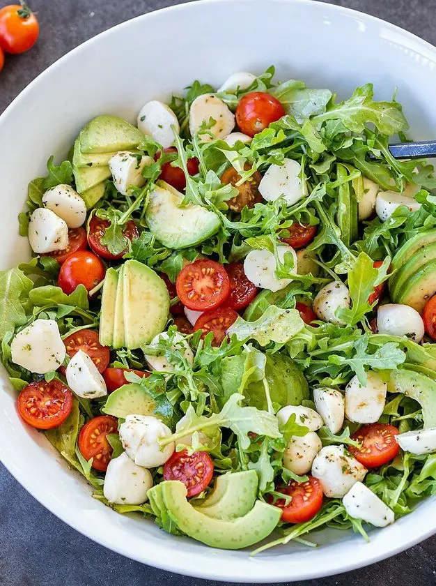 Arugula Caprese Salad