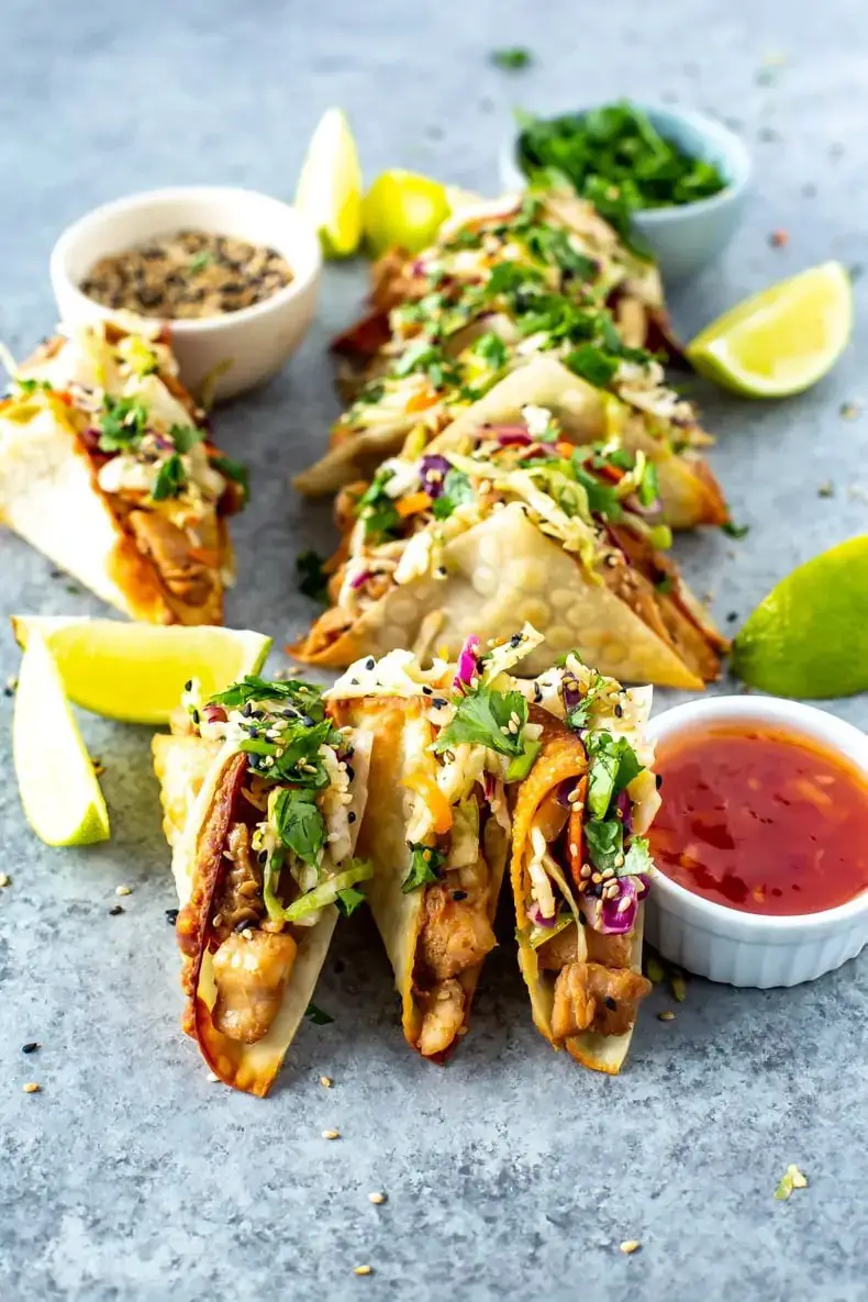 APPLEBEE’S CHICKEN WONTON TACOS