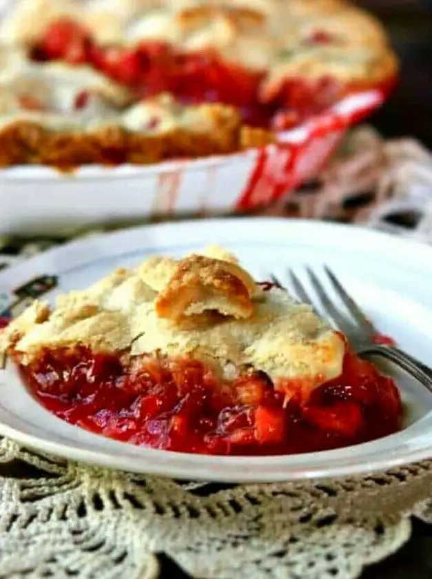 Strawberry Rhubarb Pie